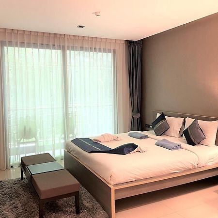 Private Apartment At Emerald Terrace Patong Bagian luar foto
