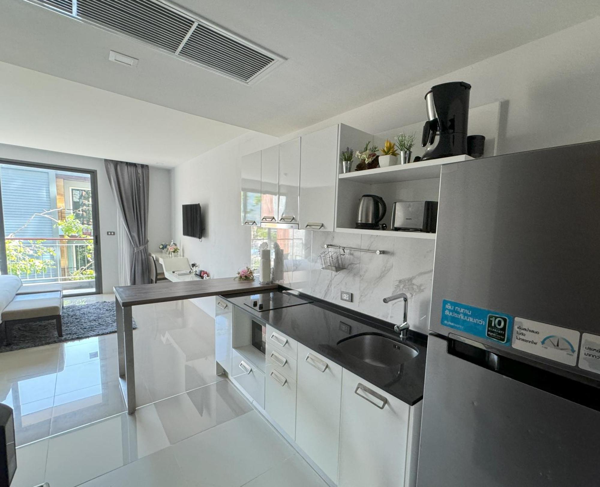 Private Apartment At Emerald Terrace Patong Bagian luar foto