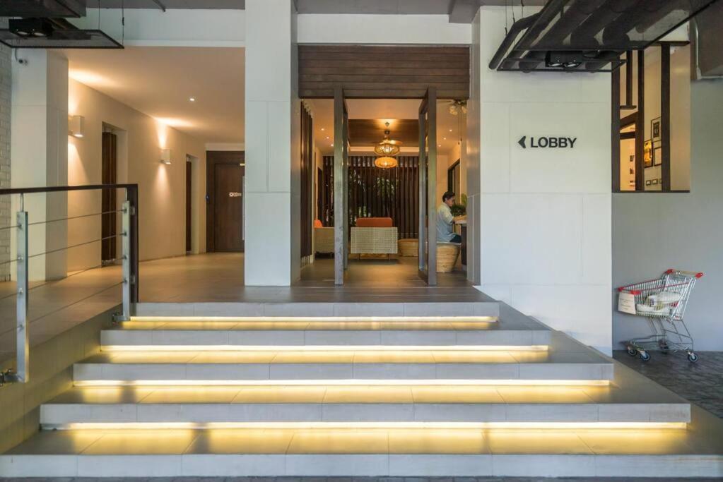 Private Apartment At Emerald Terrace Patong Bagian luar foto