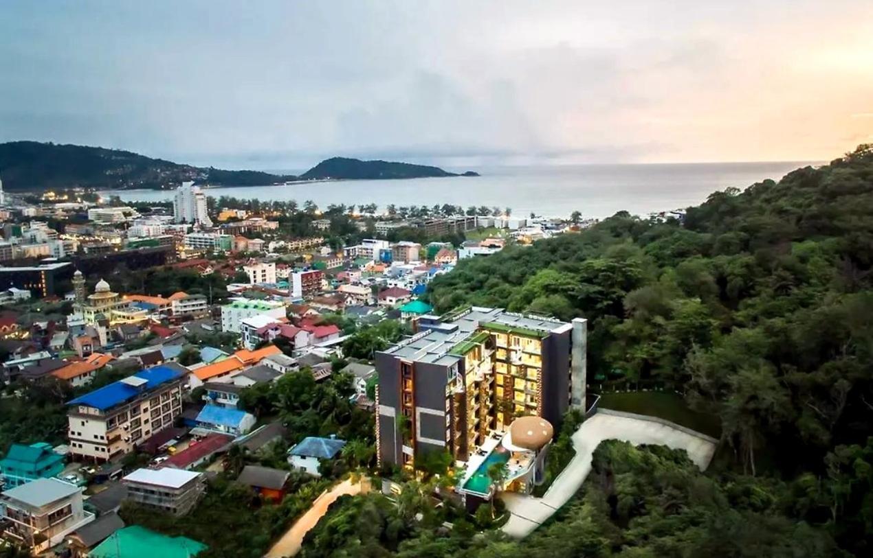 Private Apartment At Emerald Terrace Patong Bagian luar foto