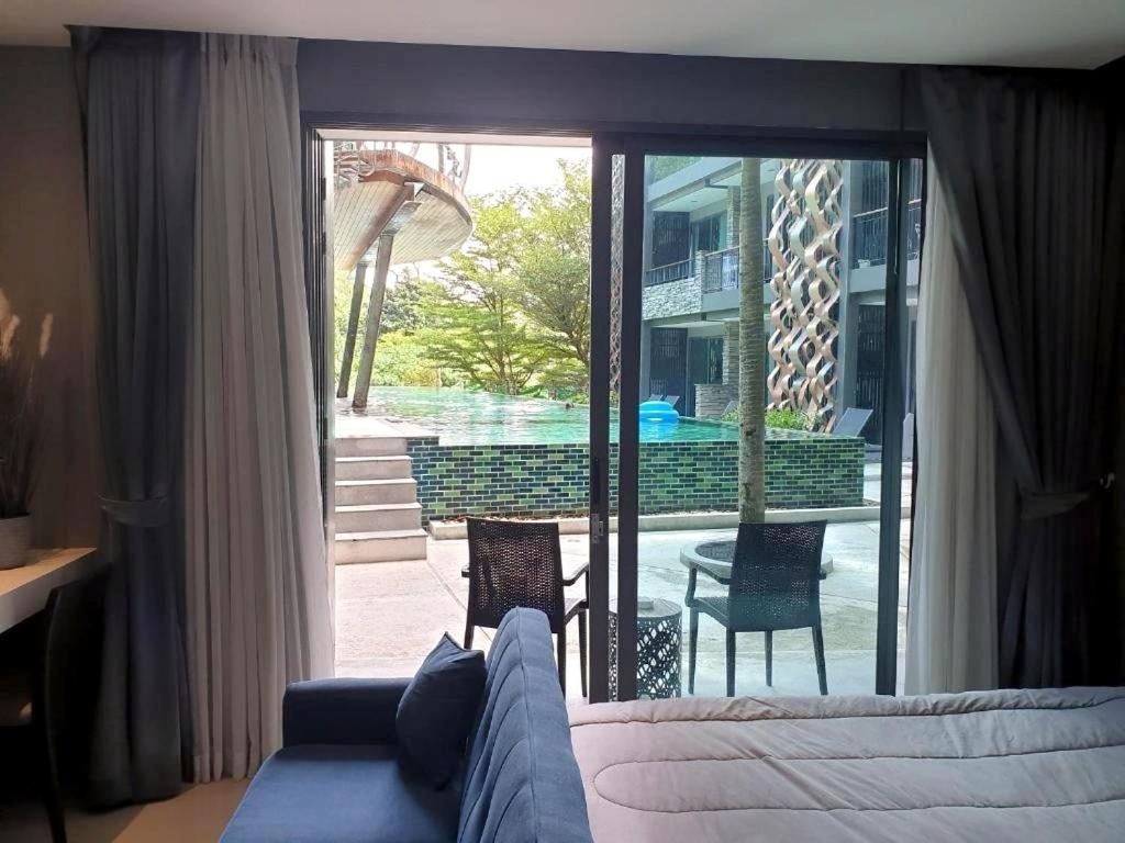 Private Apartment At Emerald Terrace Patong Bagian luar foto