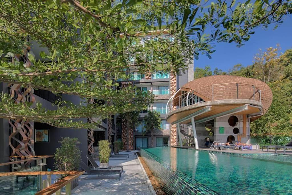 Private Apartment At Emerald Terrace Patong Bagian luar foto