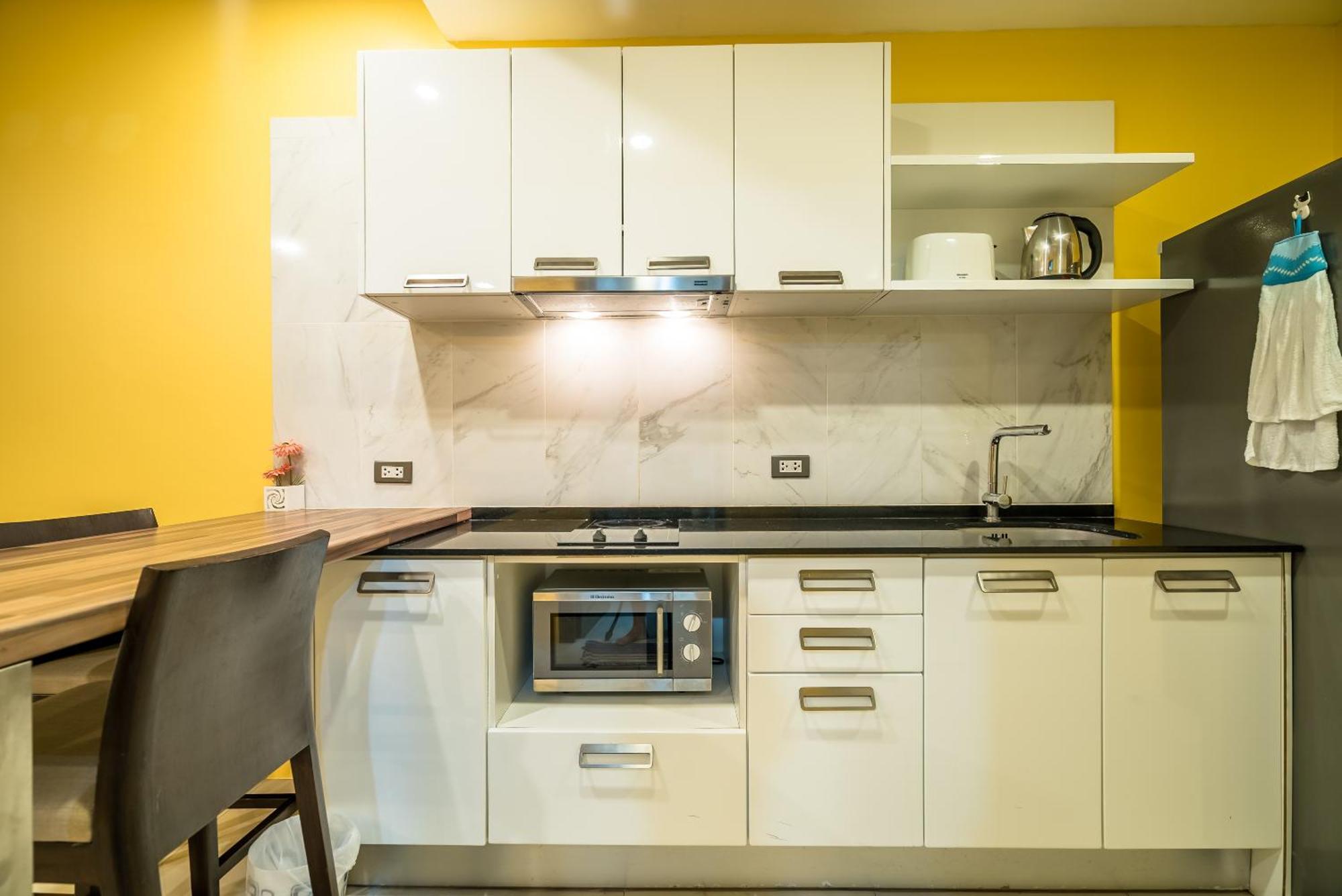 Private Apartment At Emerald Terrace Patong Bagian luar foto